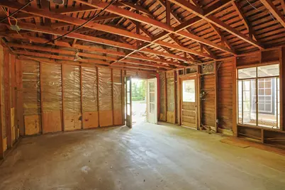 212 S Pine Street, Tomball, TX 77375 - Photo 13