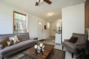 212 S Pine St, Tomball, TX 77375 - Photo 29