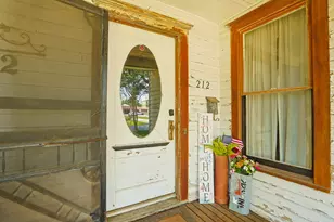 212 S Pine St, Tomball, TX 77375 - Photo 15