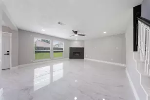 8311 Sierra Hill Ct, Houston, TX 77083 - Photo 9