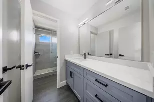 8311 Sierra Hill Ct, Houston, TX 77083 - Photo 25