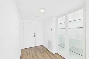 49 Briar Hollow Ln, Houston, TX 77027 - Photo 3