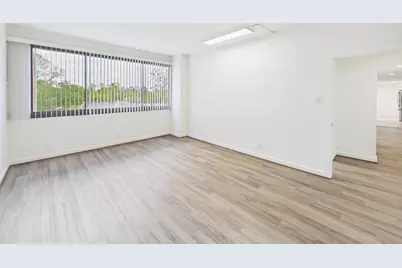 49 Briar Hollow Lane #304, Houston, TX 77027 - Photo 31