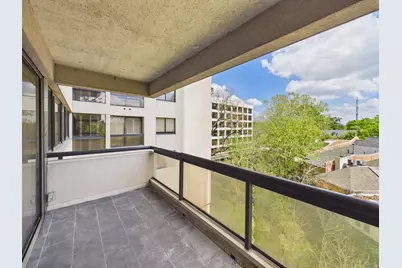 49 Briar Hollow Lane #304, Houston, TX 77027 - Photo 9