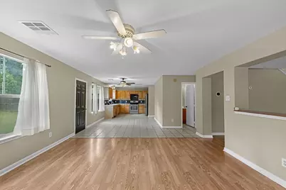 2403 Lancer Park, Conroe, TX 77385 - Photo 9