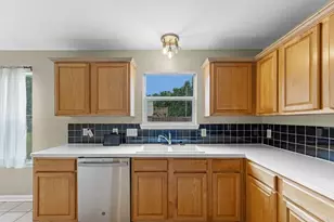 2403 Lancer Park, Conroe, TX 77385 - Photo 5