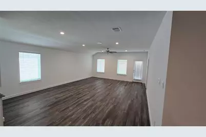 1118 Toledo Bend Pass, Rosharon, TX 77583 - Photo 9