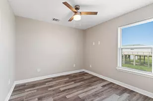 511 Caisson St, Surfside Beach, TX 77541 - Photo 9