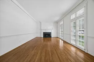 5970 Riverview Way, Houston, TX 77057 - Photo 9
