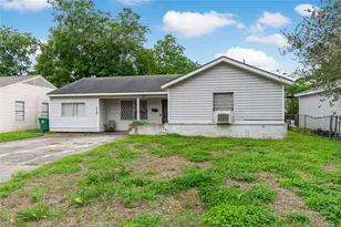 5603 Lakefield Dr, Houston, TX 77033 - Photo 1