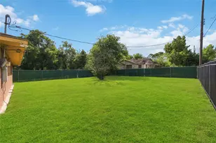 6202 Crane St, Houston, TX 77026 - Photo 21