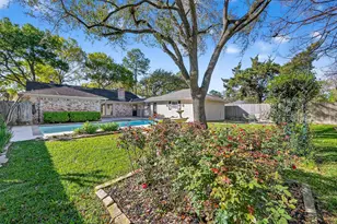 12374 Westella Dr, Houston, TX 77077 - Photo 25