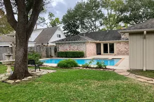 12374 Westella Dr, Houston, TX 77077 - Photo 13