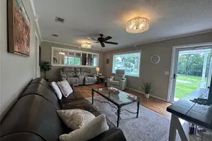 313 S Summer St, Centerville, TX 75833 - Photo 3