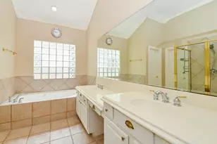 5208 Blossom St, Houston, TX 77007 - Photo 17