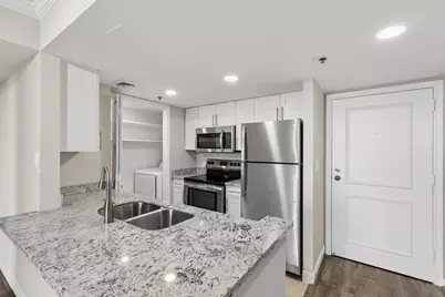 3525 Sage Road #1212, Houston, TX 77056 - Photo 3