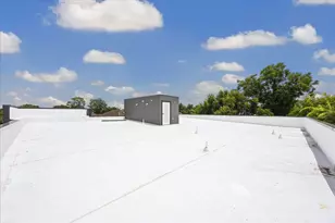 4629 Pine St, Bellaire, TX 77401 - Photo 13