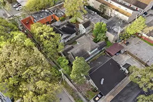 3308 Yupon St, Houston, TX 77006 - Photo 17