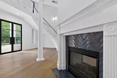 2 Argonne Place, The Woodlands, TX 77382 - Photo 9