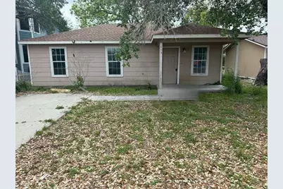 453 N McCampbell Street, Aransas Pass, TX 78336 - Photo 1