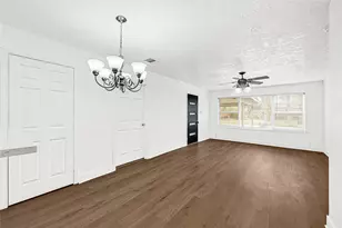 4215 East Ln, Houston, TX 77026 - Photo 5