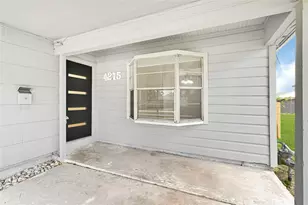 4215 East Ln, Houston, TX 77026 - Photo 3