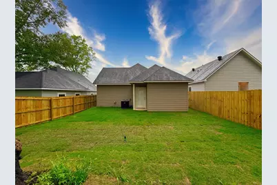 702 W Walnut Street, Longview, TX 75601 - Photo 15
