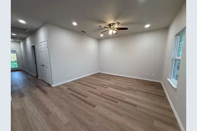 702 W Walnut Street, Longview, TX 75601 - Photo 3