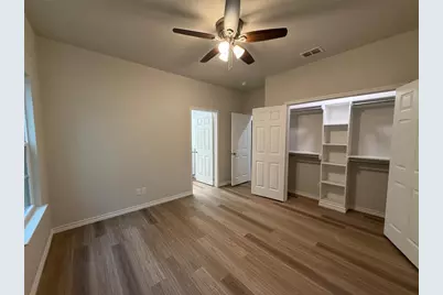 702 W Walnut Street, Longview, TX 75601 - Photo 11