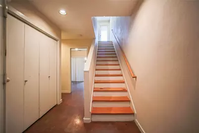 6913 Yellowstone Way Drive, Houston, TX 77054 - Photo 5
