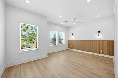 8019 Grandview Street #B, Houston, TX 77051 - Photo 15