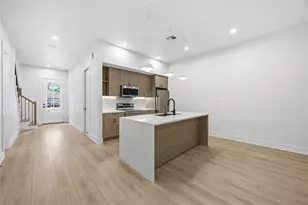 8019 Grandview St, Houston, TX 77051 - Photo 7