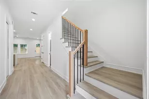 8019 Grandview St, Houston, TX 77051 - Photo 5