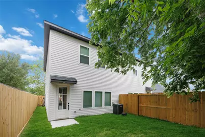 8019 Grandview Street #B, Houston, TX 77051 - Photo 29