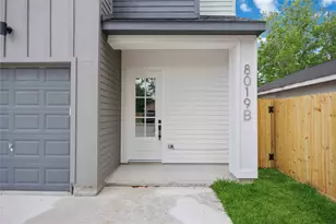 8019 Grandview St, Houston, TX 77051 - Photo 3