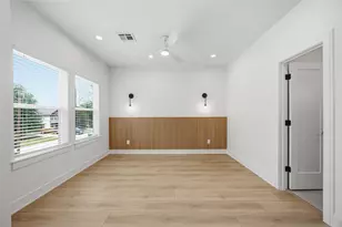 8019 Grandview St, Houston, TX 77051 - Photo 17