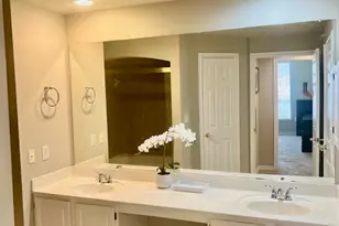 2400 McCue Rd, Houston, TX 77056 - Photo 13