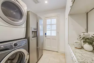 451 Brown Saddle Street, Houston, TX 77057 - Photo 29