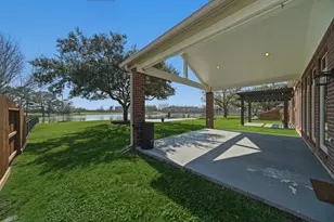 422 Bridge Crest Blvd, Houston, TX 77082 - Photo 17