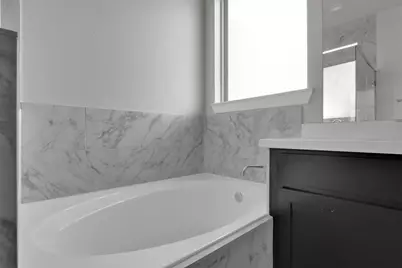 2822 Sapphire Hills Drive, Iowa Colony, TX 77583 - Photo 25