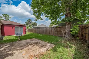 10534 Evesborough Dr, Houston, TX 77099 - Photo 21