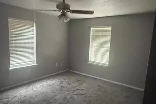 86 W Park West Dr, Houston, TX 77072 - Photo 5