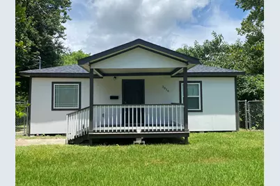 2016 Magnolia Drive, La Marque, TX 77568 - Photo 1
