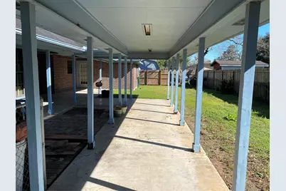 301 Jansen Drive, West Columbia, TX 77486 - Photo 11