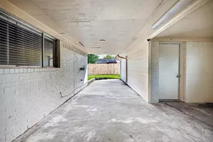 10602 Sagewind Dr, Houston, TX 77089 - Photo 45
