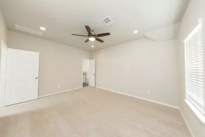 15646 Buffalo Meadow Court, Houston, TX 77090 - Photo 11