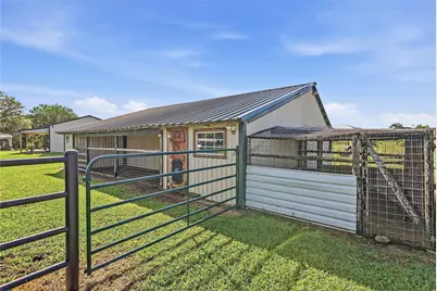 11082 US Highway 75 S, Leona, TX 75850 - Photo 31