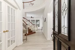35 Westwinds Cir, The Woodlands, TX 77382 - Photo 3