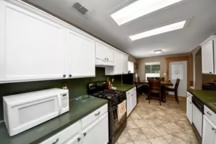 20419 Westfield Pkwy, Katy, TX 77449 - Photo 11