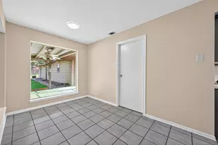 19234 Lakeshire St, Humble, TX 77346 - Photo 7